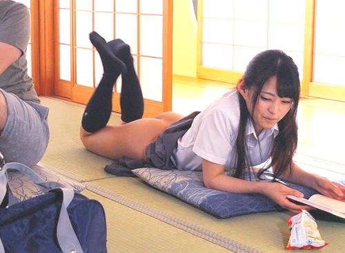 【ロリ】夏休みで田舎に帰省した三日間、従妹に欲望剥き出しでハメまくった