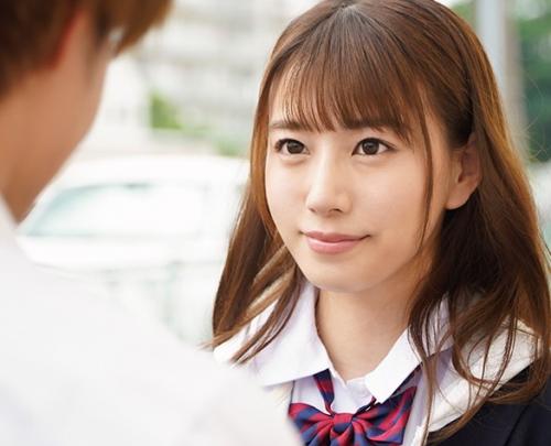 【痴女】「はじめて彼女ができたのに…」隣に住むエッチなお姉さんに食べられ童貞を失った。。。