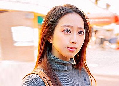 【素人ナンパ】「…気持ちぃぃ～…」を連発ｗｗ！媚薬のせいで乳首にバイブちょっと当てるだけでビクッとしちゃうｗパイズリが出来ちゃう巨乳の奥様ｗｗ