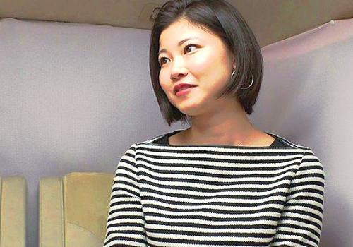 【素人ナンパ】「…浮気なんてしたことないですﾖ…。」清楚な顔に隠された貪欲な性欲！旦那以外の男と初めてヤル背徳感で興奮しなりふり構わずイキまくる！