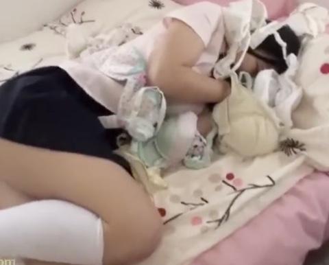 【下着泥棒】「この女エッロいパンティー履いてやがるwwww」空き巣の性犯罪者が勝手に侵入してレイプ