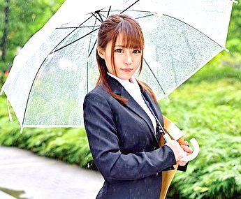 【素人】真面目な学生生活を送っていた彼女を襲った悲劇。訪問先で圧迫面接の餌食となり、彼女の意思とは別に身体を好き放題にされてしまう。