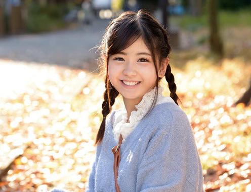 【美少女】現在はアイドルとして活躍する地元で一番可愛かった幼なじみと生ハメセックス！