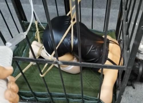 ※超ハードSM※危険すぎるほどのガチ陵辱！身体をガチガチに固めて肛門に液状異物を流し込む拷問がやばすぎる