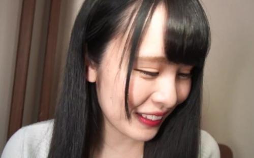 【素人】「え？パンツの色ですか？」21歳専門学生のロリ顔女の子をナンパ！えっちな質問から徐々に気を許し中出しセックスまで持ち込む！