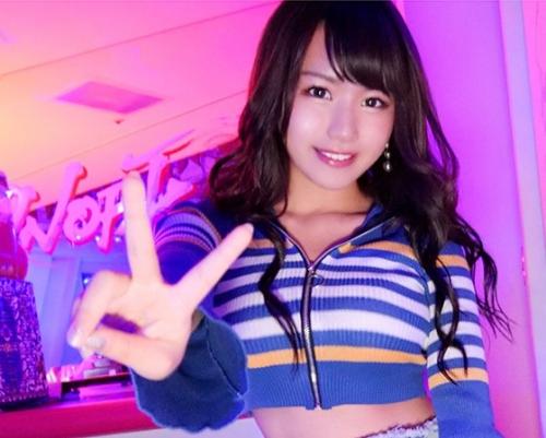 【素人】「パリピは場所を選ばない！」中出しのハードルが低い巨乳ビッチがトイレで即フェラ！！我慢できなくなってホテルで中出し受精セックス！