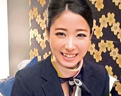 【素人】「イキまくるCAにそのまま中出し！」ムレムレのパンストを童貞君に擦りつけ、手取り足取り夢のフライトへｗｗｗ！