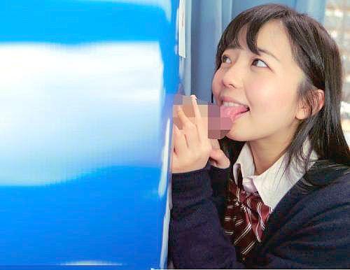 【MM号】「…ﾎﾝﾄに外から見えてないですよね…？」彼氏に内緒で中出しSEXをパイパンマ◯コで受け止めるコトにも挑戦♡
