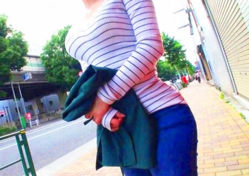【素人ナンパ企画】( ﾟДﾟ)すげぇ♥Fカップ巨乳おっぱい！渋谷のカフェでドエロい身体した店員をハメ撮りAVデビューｗｗ