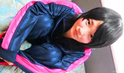 【個人撮影】子供じゃん？ ﾟДﾟ)・・小〇生か中〇生？にしか見えない地味なロリッ娘をフェラ抜き性調教してハメ撮りするｗｗ