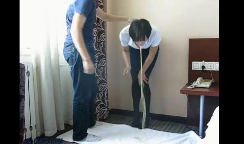 【ゲロ注意】OL風の美人お姉さんをホテルに呼び出し腹パン＆ゲロ吐き流産パンチする鬼畜な男...胸糞ww