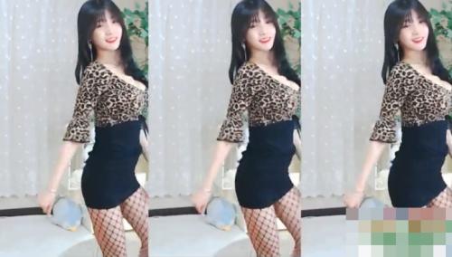 【ダンス】激カワ韓国美人が網タイツ姿でエロダンス配信♡ぴちぴちワンピからはみ出るむちエロボディww