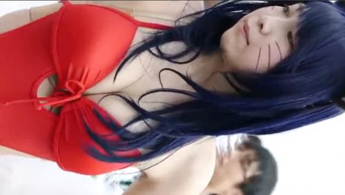 【アニコス】【同人 素人】コミケで見つけた爆乳エロ乳お姉さん♡コスチュームよりおっぱいにしか目がいかないww