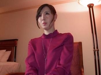 【岡祐希】他人棒を求めて再び会いに来た欲求不満で清楚な奥様