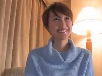 【人妻ナンパ】ショートヘアが似合う奥様をゲット！他人棒に中出しされ大興奮