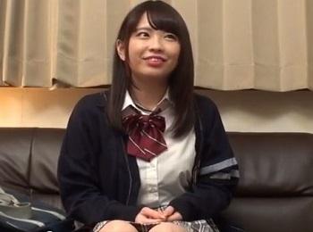 【素人ナンパ】恥ずかしながらも感じてしまうJK！駅で待ち合わせしエッチ