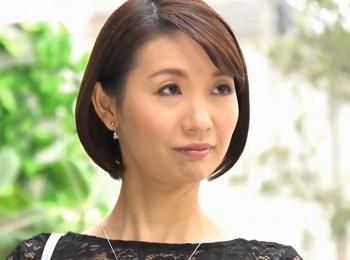 【熟女ナンパ】結婚20年目の四十路の奥様をゲット！初めてのAV撮影に緊張気味