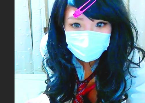※これはヤバイやつｗｗｗｗ※♡濡れ濡れマンコ汁糸引いてＭ字開脚！女子高生コスのロリかわいい白ギャル娘がオナニー配信しちゃってましたｗｗ