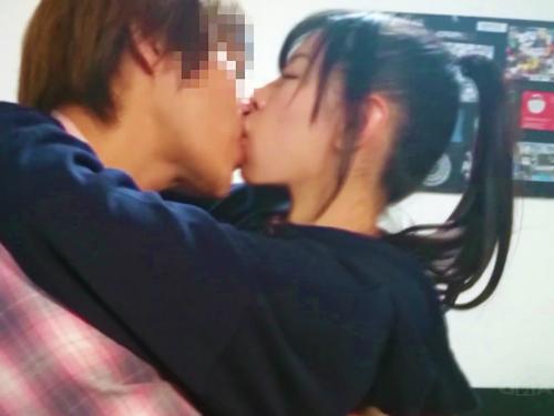 ＜膣内射精＞同じ大学の彼氏持ちな超SSSS級ロリ女子大生と寝取りSEX！ヤリ部屋に泊まらせて無責任にも生中出しｗ＜素人＞