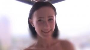 《マジックミラー号》10代チェコ美少女をナンパして騎乗位で大量中出し！パイパンは気持ちよさが別格♡