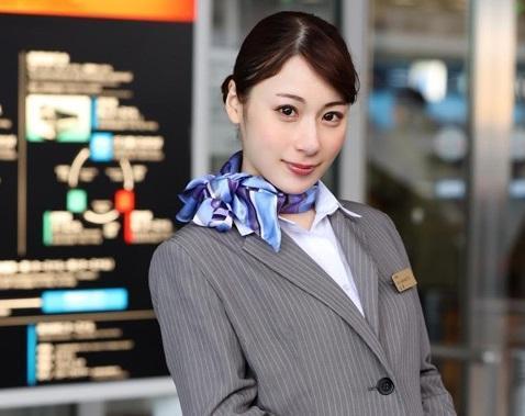 【マジックミラー号】黒パンストの試着にご協力してください！！美脚でぬるぬるローション耐久テストと称して足コキ！
