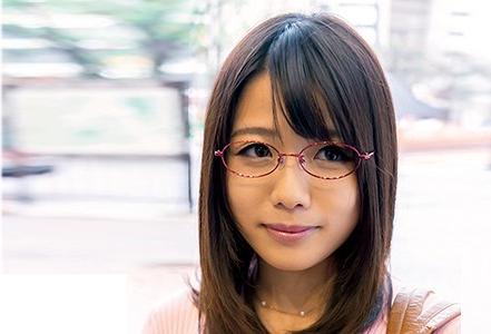 【人妻ナンパ】本当は疼いているのに恥じらう姿が逆にエロい。媚薬が効いているのか、自分からおねだりSEX！