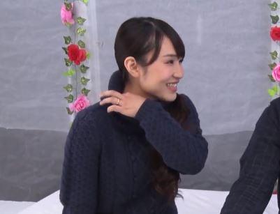 【素人】リアル友達関係の大人の男女に突撃交渉！友達同士が家庭を忘れて本能ムキだしベロチューSEX！