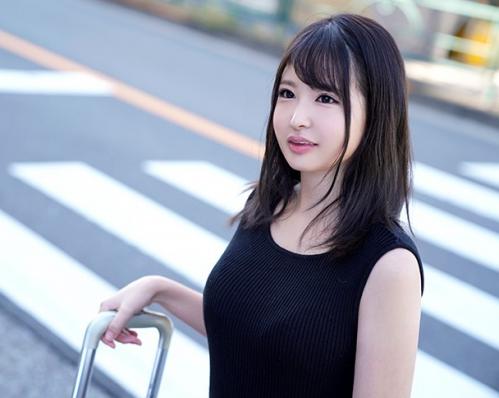 【柚奈れい】可愛すぎる巨乳泡姫と話題のロリ系アイドルソープ嬢がAV転身！