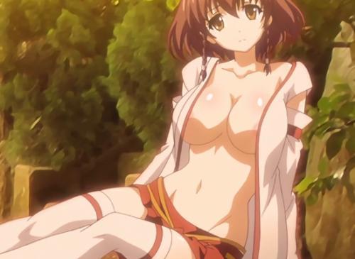 【美女】巫女服姿の巨乳美少女と青姦セックス！？濃厚ベロチューからの野外で押し倒してエッチしちゃう♡