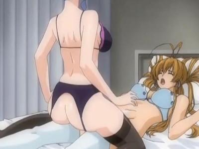 《トロ顔》ビッチ女医に発情クスリを盛られてクリが勃起にされた美人ナース…♡強引にレズプレイされてイキ狂い絶頂！！