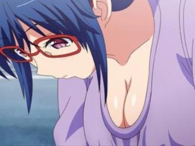 だるだるスウェットから溢れるおっぱい♥部屋着がだらしない女は股もゆるくて強引SEXもOK