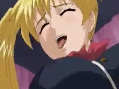 【女子高生】ロリロリな女子高生とプリクラで駅弁ファック！ちっちゃいおマンコにでかいチンポ刺さってる！