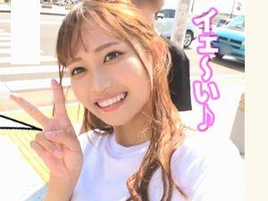 超ｶﾜｲｲ☆10代ギャル！数珠つなぎ素人ナンパ企画！ホットパンツ美脚えろ茶髪ハーフ美女GALが電マ3Pフェラ！エロ動画
