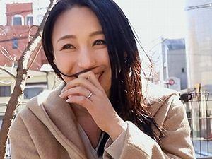 素人★40歳の美熟女！四十路の美人妻が手マン他人棒フェラ騎乗位バックSEXハメ撮り！エッチ人妻熟女不倫セックス！エロ動画