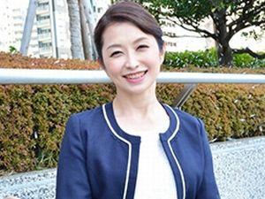 【個人】素人63歳！奇跡の『六十路』！還暦パイパンのマダムが他人棒フェラ電マ不倫バックSEXハメ撮り！人妻熟女エロ動画