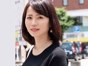 美熟女★素人45歳！四十路の色白清楚な美魔女！乳首いじりクンニ他人棒フェラSEXバック不倫ハメ撮り！人妻熟女AVエロ動画