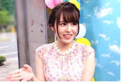 【MM号】美少女がお金につられて次々エロ指示にしたがっちゃう♡擬似フェラにベロチュウ手コキ最後は本番SEX♡