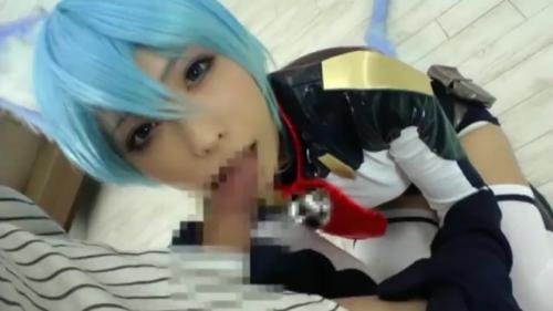 【有村千佳】激カワコスプレイヤーの上目遣いご奉仕仁王立ちフェラ抜き♡