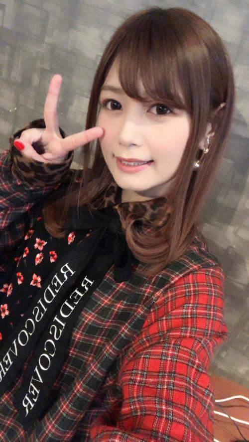 【紺野ひかる】手を拘束されたままセルフイラマチオしちゃう淫乱美少女が彼氏とイチャラブSEX
