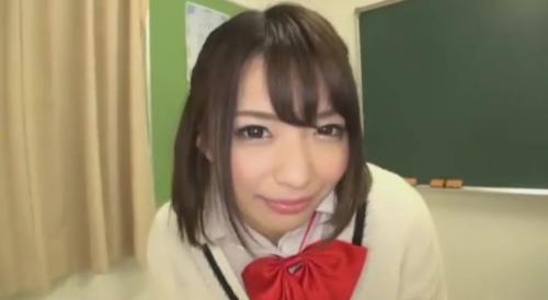 【麻里梨夏】「謝りながら射精しなさい♡」激カワドS女子校生が言葉責めしながら手コキ抜き♡