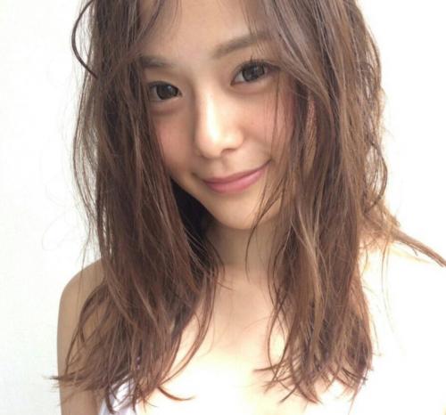 【吉高寧々】「やばい♡いっちゃう♡」元アイドルの激カワ美少女がご奉仕乳首舐め全身リップからの生ハメでイキまくり♡