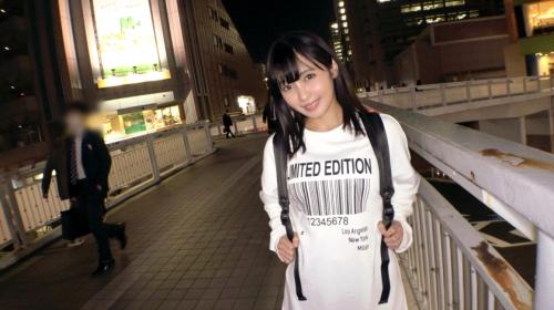 欲求不満の解消とお小遣い稼ぎのためにハメ撮りに応募してきた２２歳大学４年生の女の子