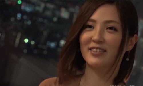 【巨乳】百貨店勤務の34歳とは思えないほど可愛い三十路未婚お姉さん AV見まくりセックスレスを電マでイカセまくります♡