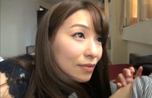 【巨乳】綺麗なお姉さんと二人きりの海外ハメ撮り旅行で酔ってホテルで可愛くオマ○コ自ら開いて誘惑してくる♡ かすみ果穂