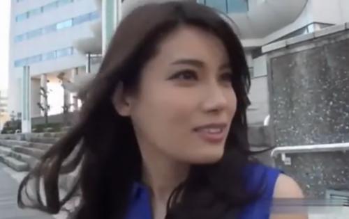 【熟女】プロのAV男優とのセックスを体験してみたくて応募してきたスタイル抜群で超絶美人な35歳 三十路奥さま♡