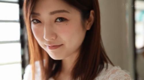 【人妻】元芸能人 羽田あいが中に出してぇ♡ 旦那がとなりで寝てるのに他人の肉棒生挿入 ４Pセックスでイキすぎちゃうぅぅ♡