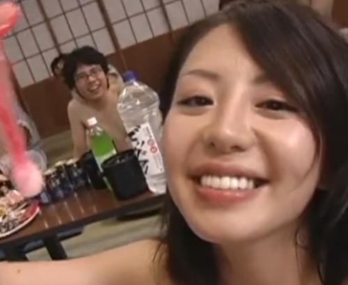 【竹内あい】超巨乳美女が笑顔でファンの精子を抜きまくります！！