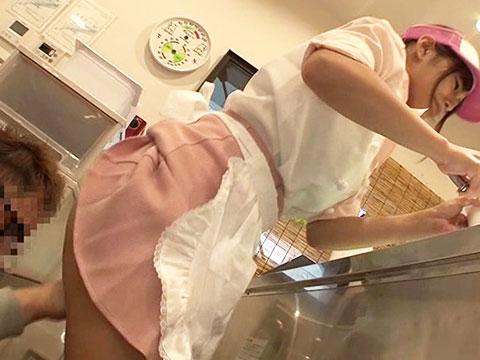 紺野ひかる｜ゴミ出し中の店員を襲って強制イラマチオ♥店の裏で立ちバックレイプ～生中出し！