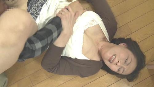 ＜ヘンリー塚本＞高齢熟女の母と娘で母娘丼！？背徳感溢れる禁断の近親相姦にはまってしまった女たち