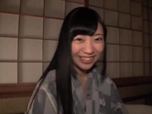 ＜本物レイプ＞いいなりし放題の一泊二日！旅館に到着し浴衣に着替える前に早速おもちゃ責め、お風呂で会ったばかりのおじさんに…
